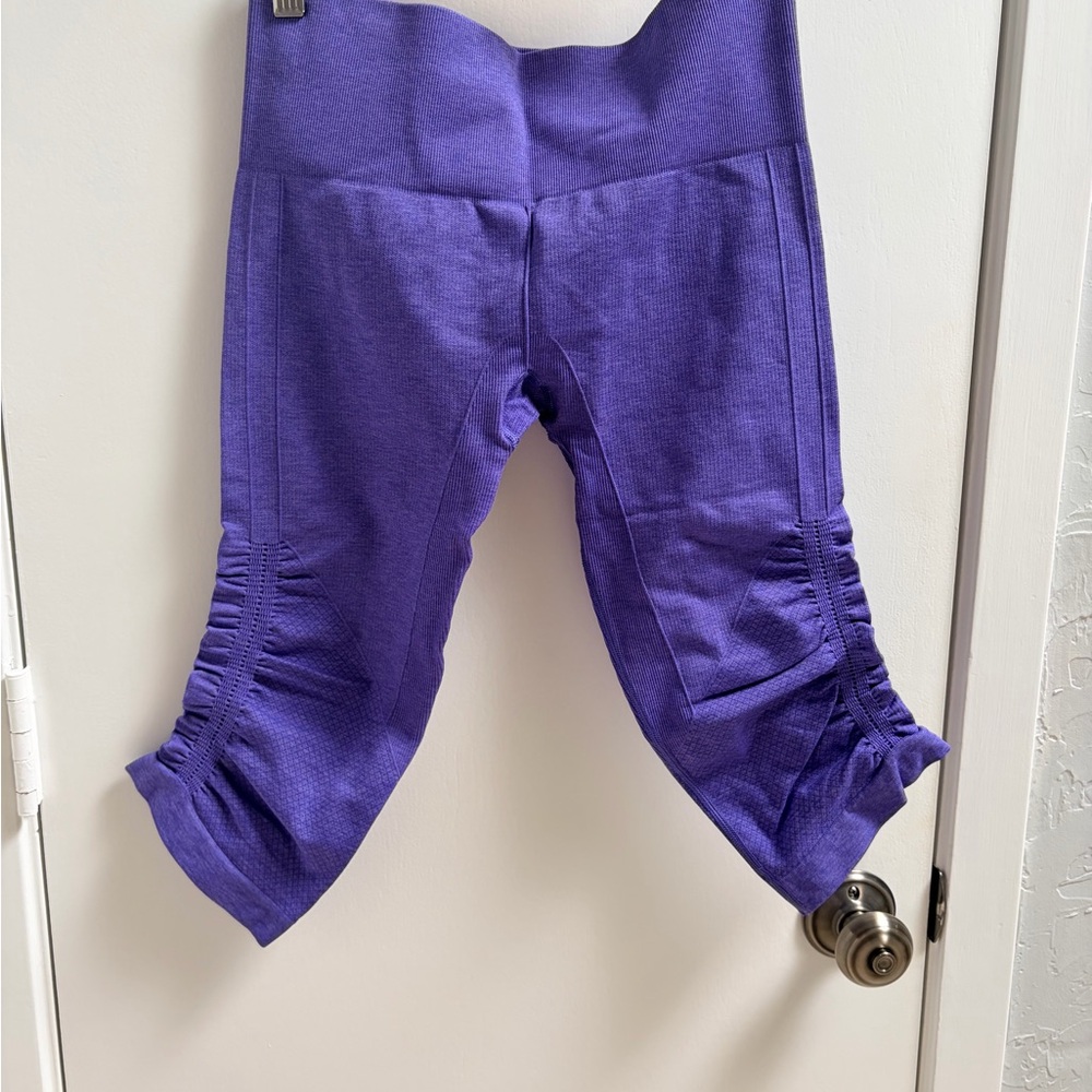 lululemon athletica Purple Ruched Capri Leggings
